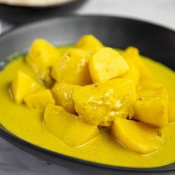 Potato Curry - Sri Lankan dish from our Hikkaduwa cooking class menu